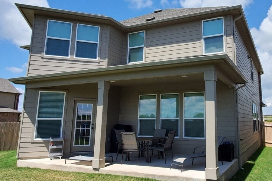 Seamless Gutters That Blend Function and Aesthetics